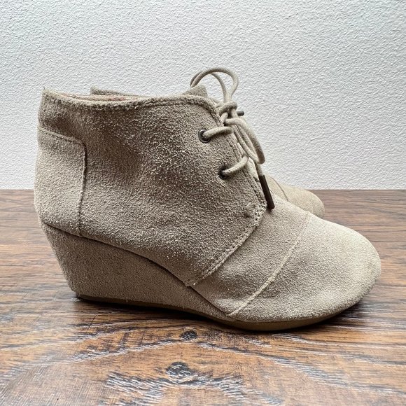 Toms Suede Wedge Lace Up Ankle Booties Women's Size 7 - Picture 4 of 12